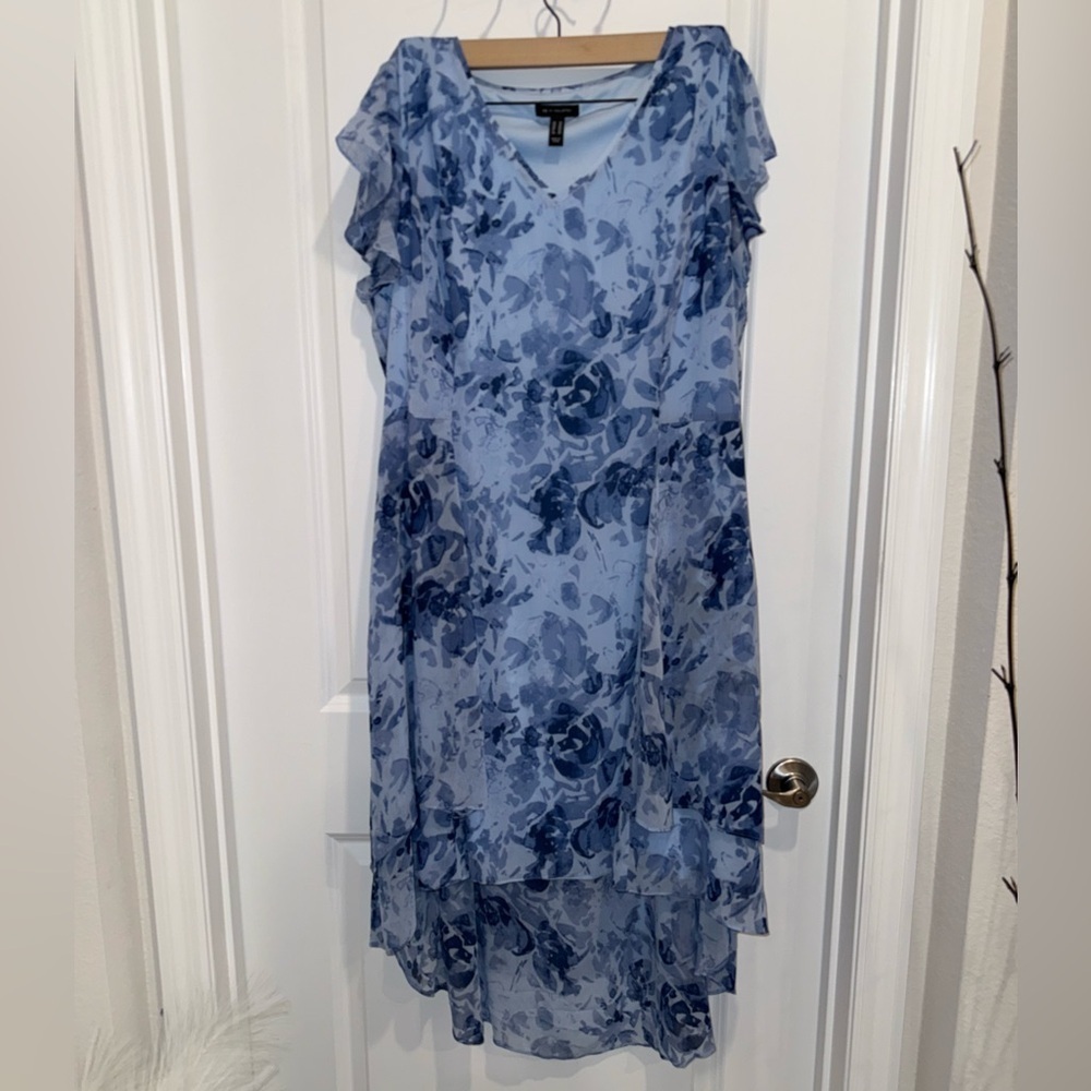 H by Halston High Low Blue Floral Dress Size 16